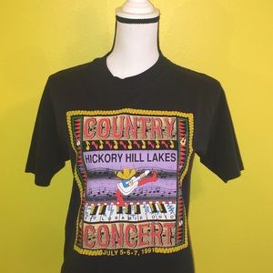 1991 Country concert tee!